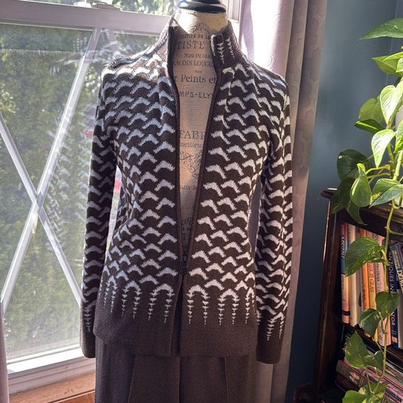 San Remo 2 piece slacks and zippered cardigan size S. Gray and light blue. - Picture 7 of 13